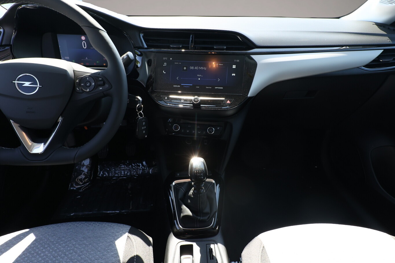 Bild 7 Opel Corsa 1.2 100 LM16Z Kam PDC vo/hi SichtP Temp