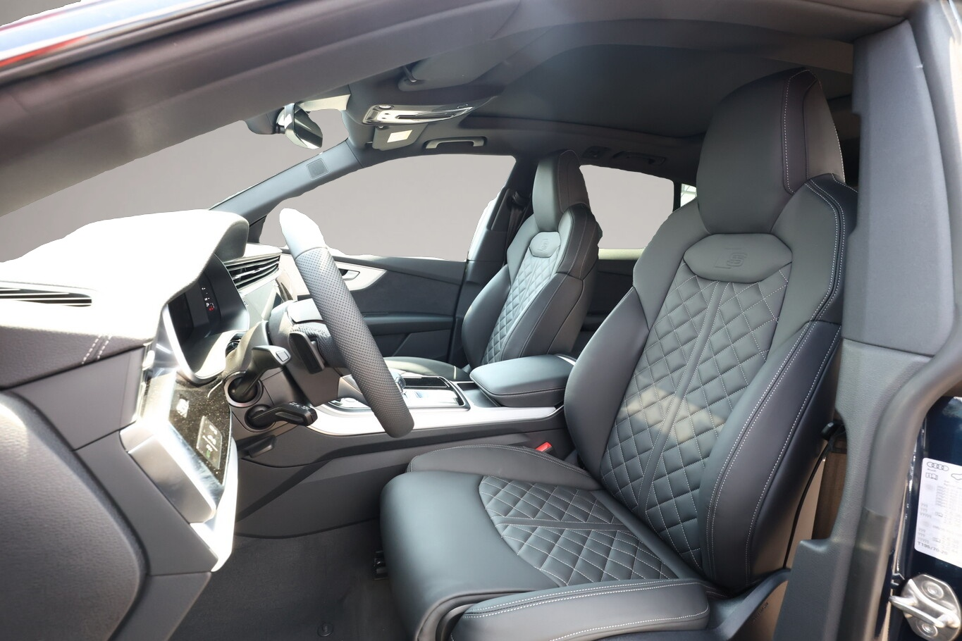 Bild 5 Audi Q8 2xS line AssistenzP+ 22Z Laser Pano B&O Leder