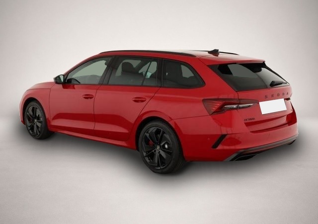 Fotografie 2 des Skoda Octavia 2.0 TSI 195 kW RS Octavia Combi RS 2.0 TSI DSG,.