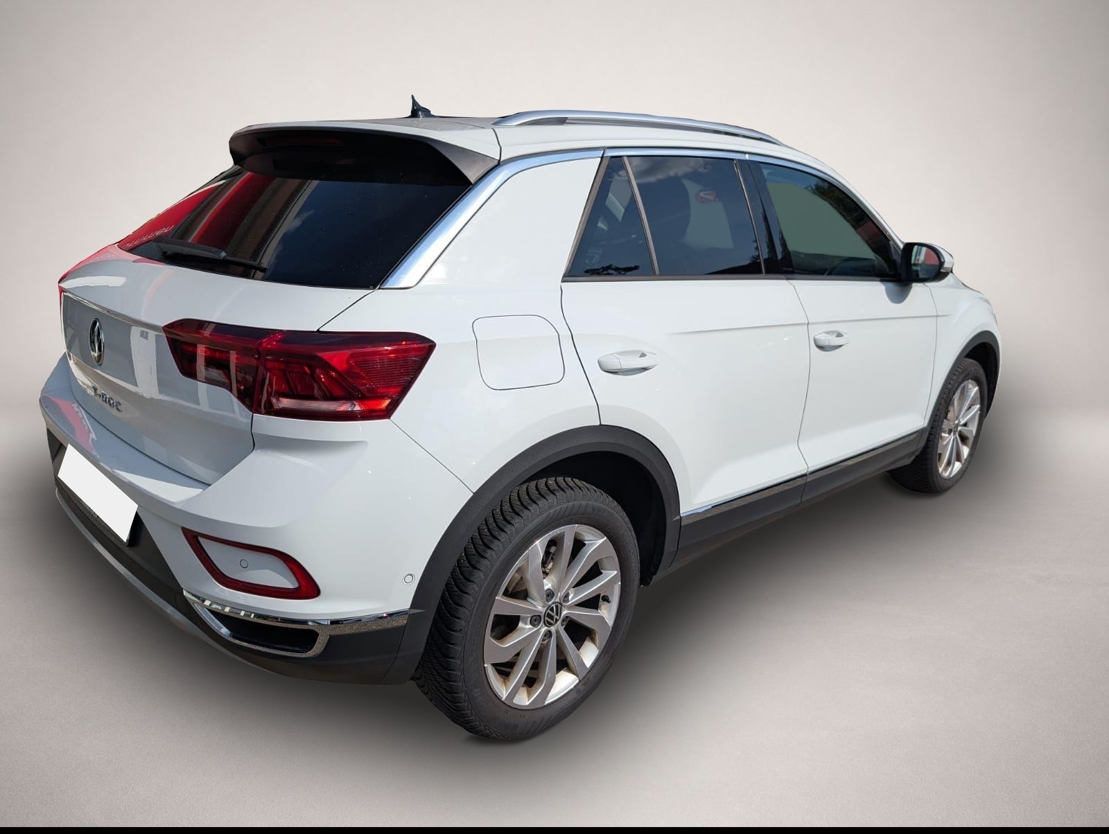 Bild 3 Volkswagen T-Roc 1.5TSI Style LED ACC SHZ PDC DAB