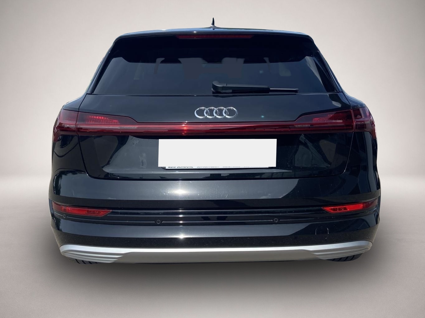 Bild 4 Audi e-tron 55 quattro Advanced 300kW PANORAMA+ASSITE