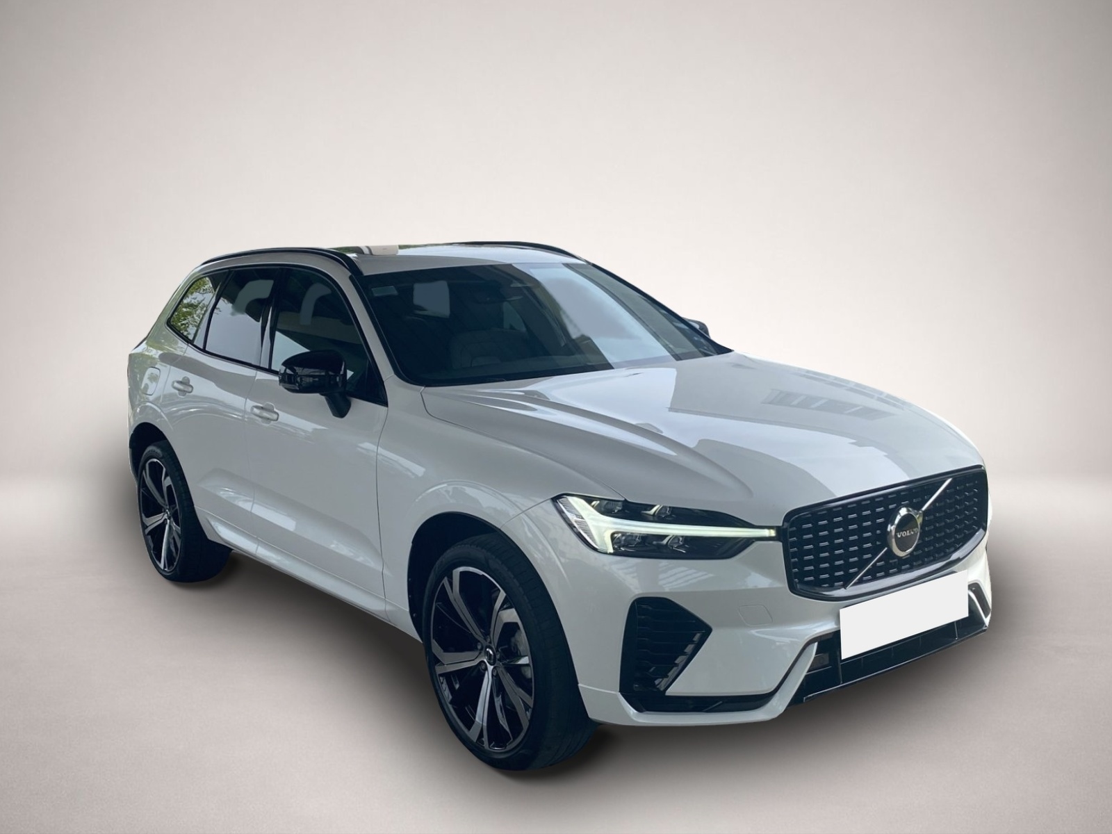 Bild 6 Volvo XC60 T8 R Design Recharge WiPa*LED*Navi*
