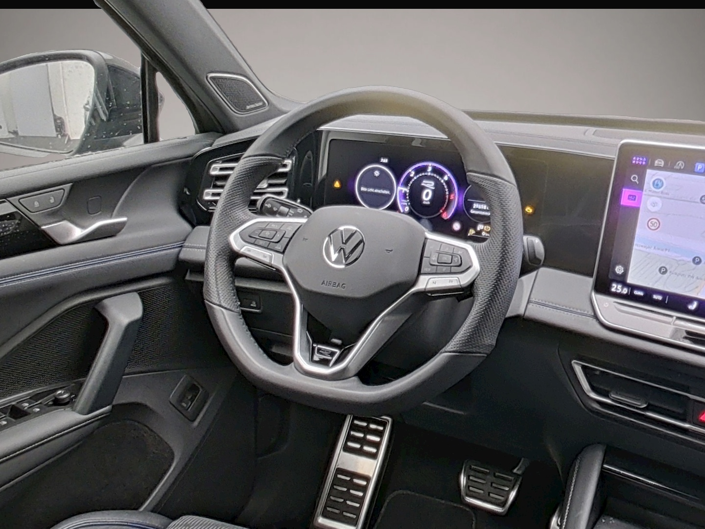 Bild 4 Volkswagen Tiguan 2.0 TDI DSG 4Mo. R-Line BLACK-STYLE AHK H