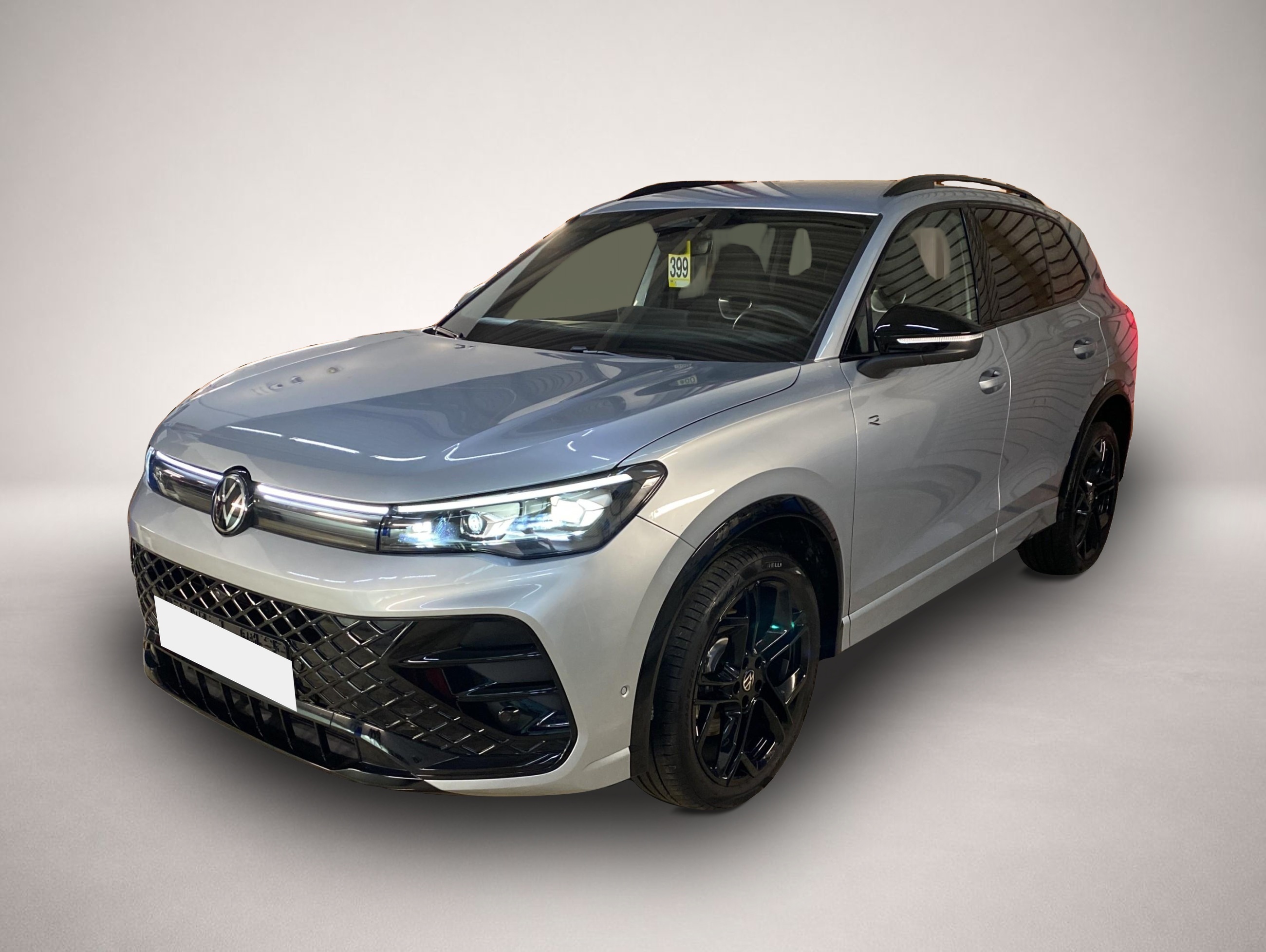 Fotografie Volkswagen Tiguan 2.0 TDI 4Motion R-Line Black Style*HeadUp