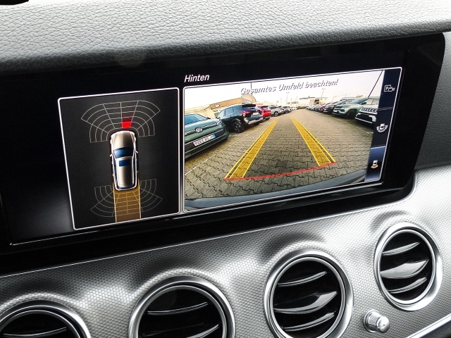 Mercedes-Benz E 200 E 200 T-Modell Niveau Navi LED El. Heckklappe Me - Thumbnail 6
