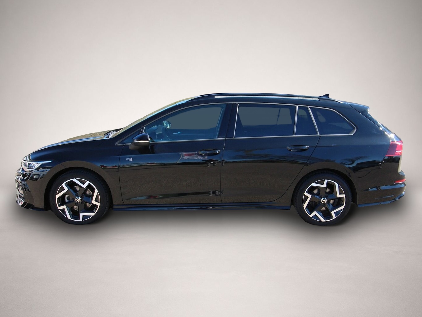 Fotografie 4 des Volkswagen Golf VIII Variant 1.5 TSI R-Line LED+KAMERA+ACC.