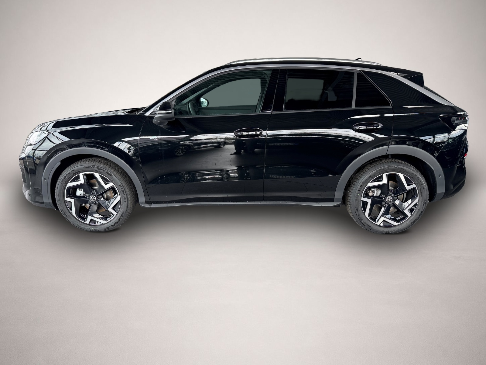 Bild 5 Volkswagen T-Roc 1.5 eTSI Neues Modell R-Line Navi IQ-Light