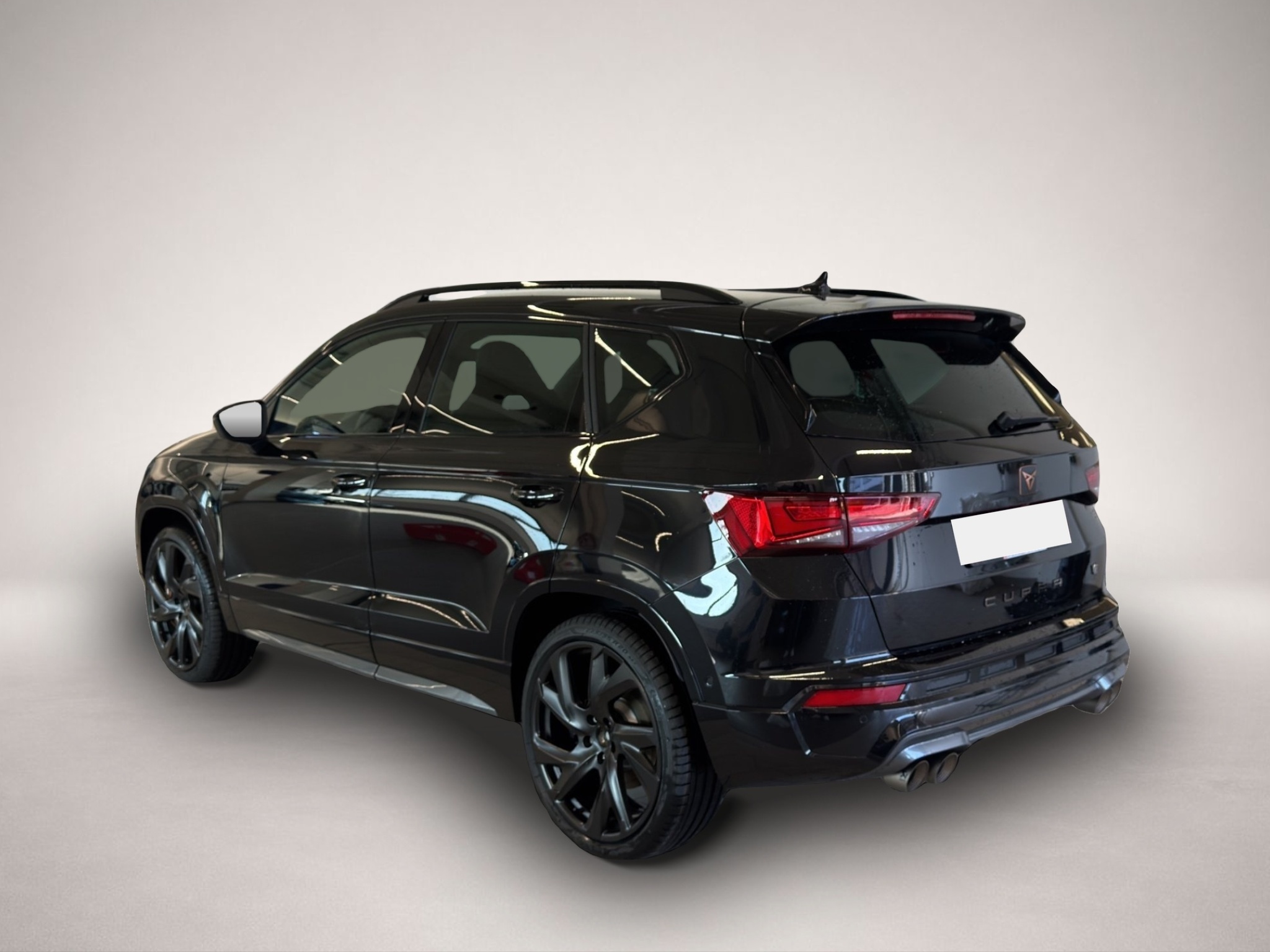 Bild 4 Cupra Ateca 2.0 TSI DSG 4Drive VZ Tribe AKRAPOVIC+20+A