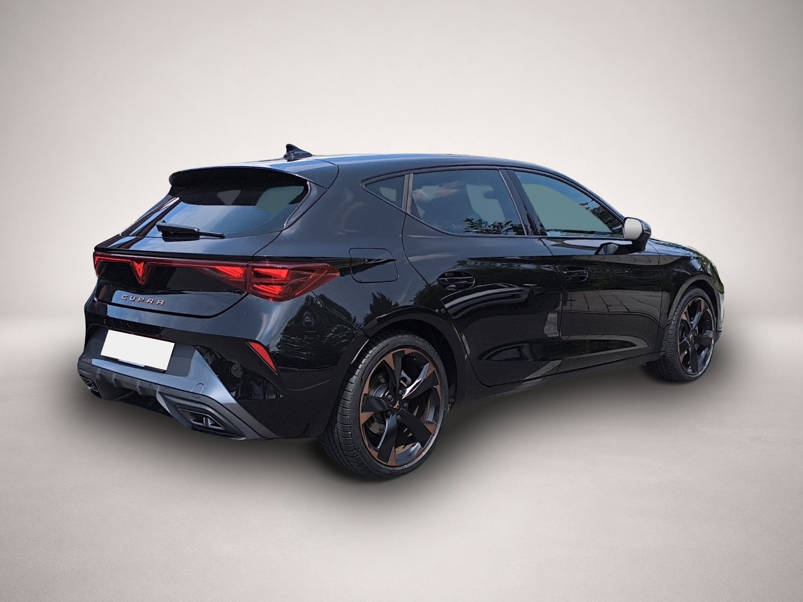 Fotografie 5 des Cupra Leon 1.5 eTSI 5-J-G NAVI ACC KESSY 18LM RFK PDC