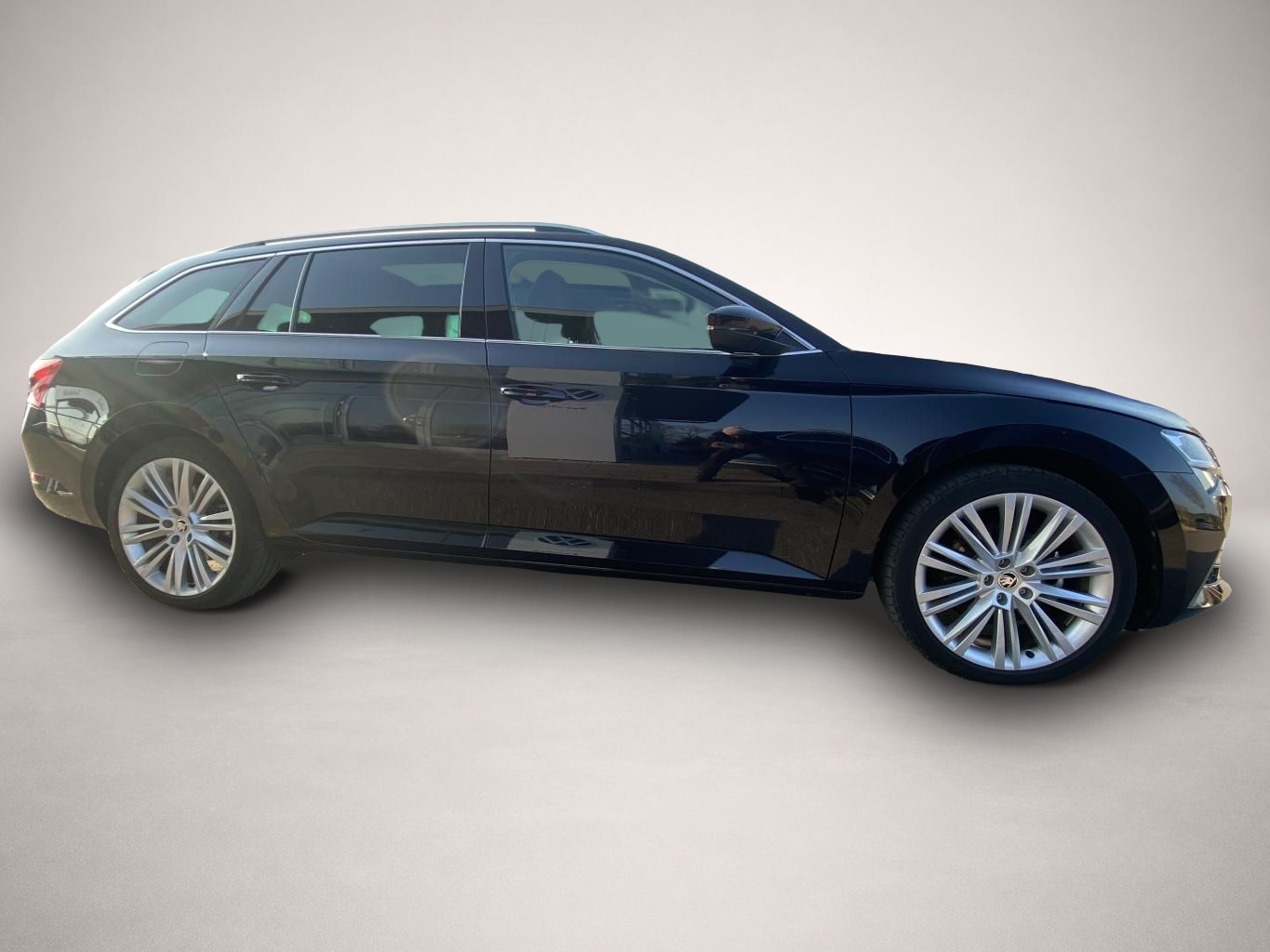 Bild 6 Skoda Superb Combi 1.4 TSI DSG eHybrid 19"+STANDHEIZUN