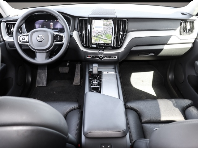 Bild 4 Volvo XC60 Ultimate Dark Recharge Plug-In Hybrid AWD T