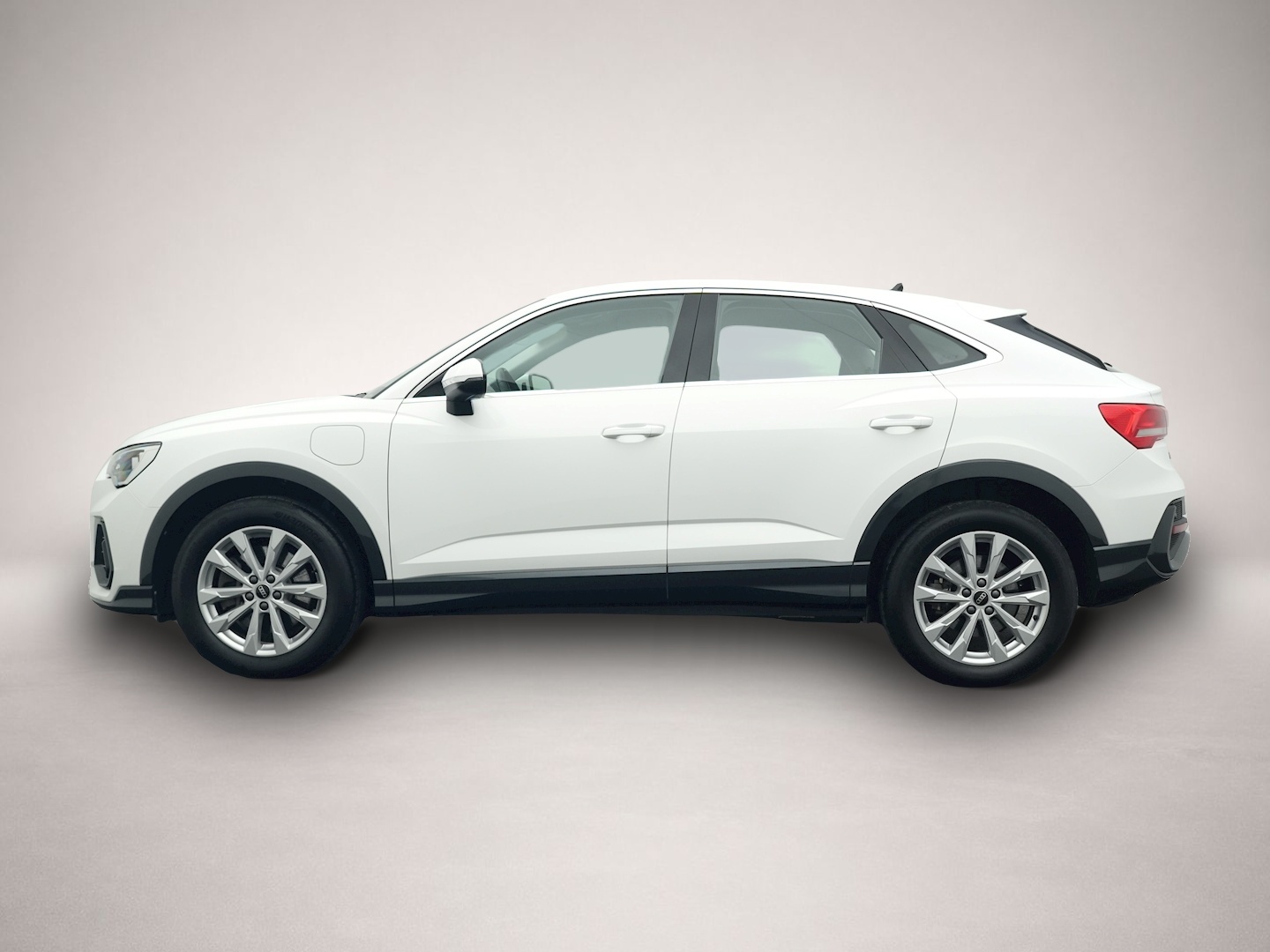 Bild 2 Audi Q3 Sportback 45 TFSI e S tronic NAVI KAMERA SHZ