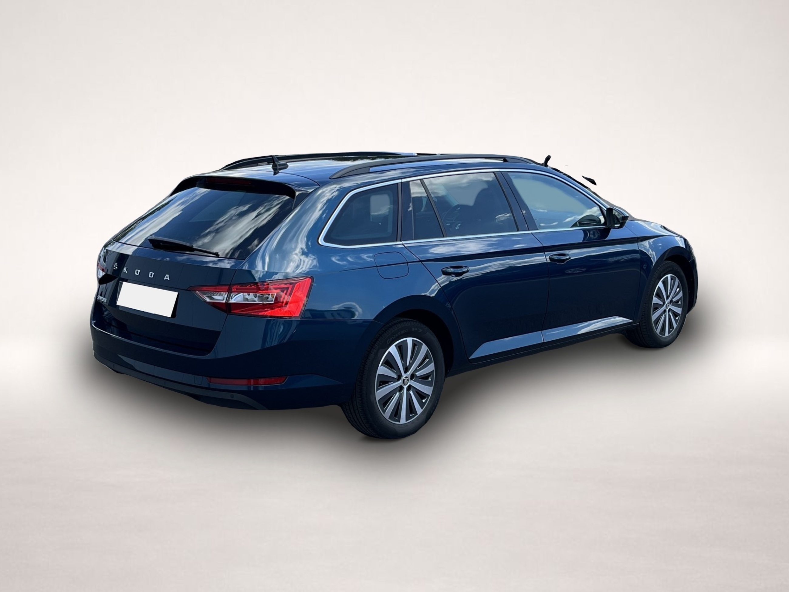 Bild 5 Skoda Superb Combi 2.0 TDI DSG Ambition Navi ACC 4xSHZ