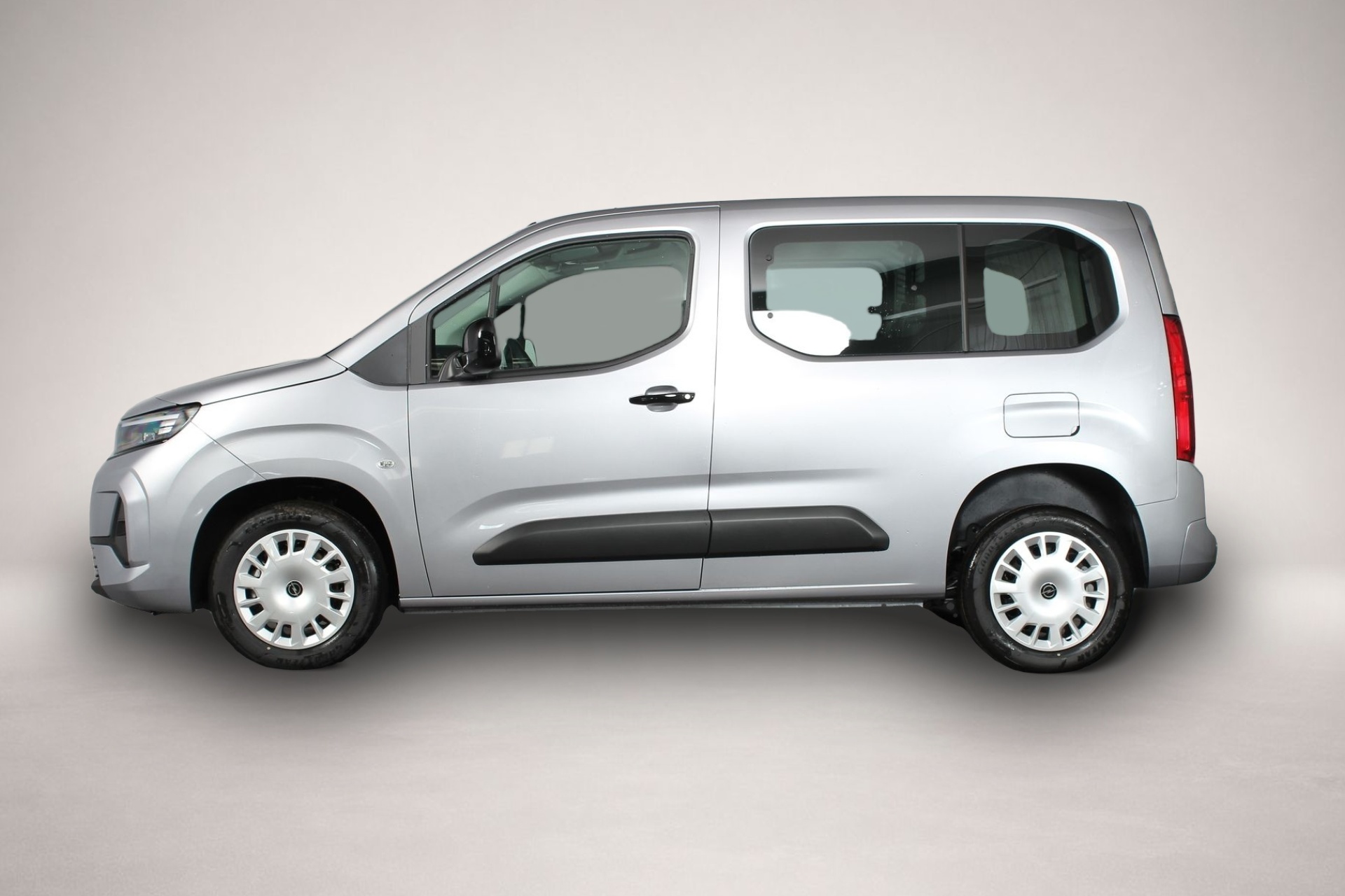 Fotografie 2 des Opel Combo N1 Edition 6-Gang 102 PS 1.5 Diesel 1.5 Di