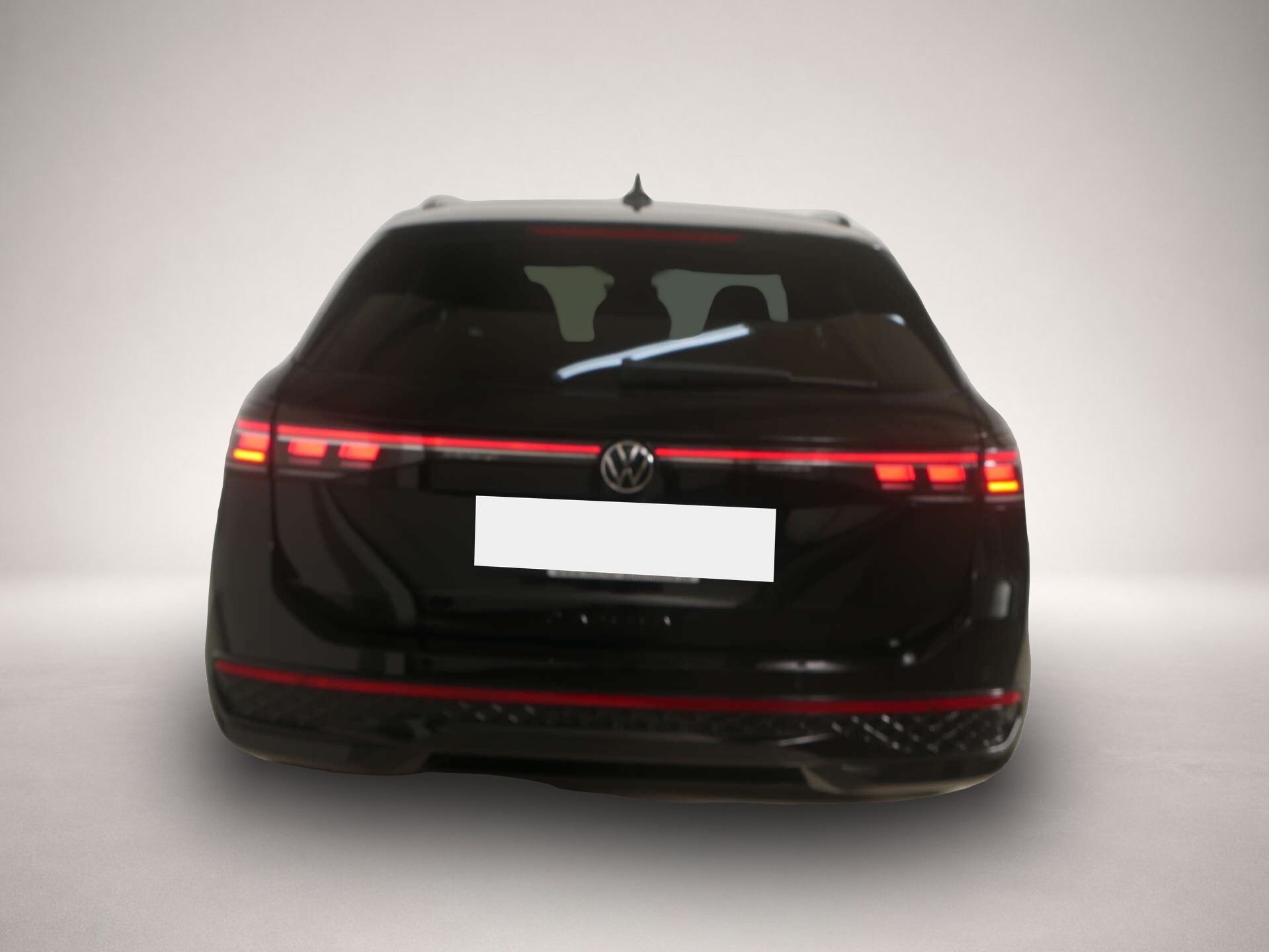 Bild 4 Volkswagen Passat 1.5 eHybrid R-Line Black Style