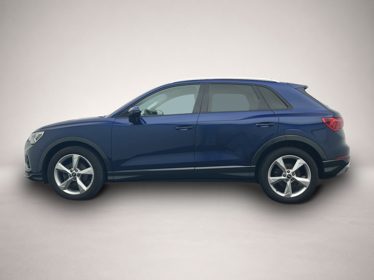 Bild 2 Audi Q3 35 TDI S-tronic advanced ACC LED ALU 19