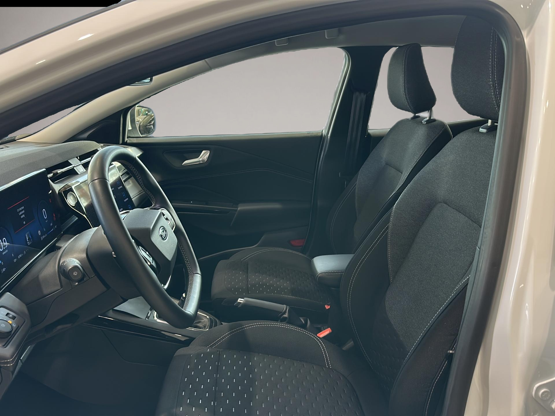 Bild 6 Ford Puma Titanium Bluetooth Navi LED Klima el. Fenst
