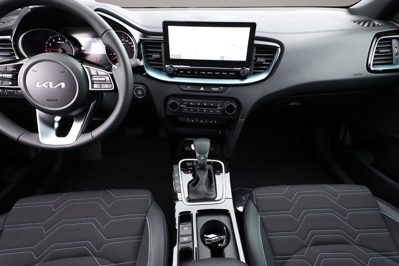 Bild 8 Kia XCeed Bi-LED WabenLED ACC SHZ PrivG LM18 Nav LHZ
