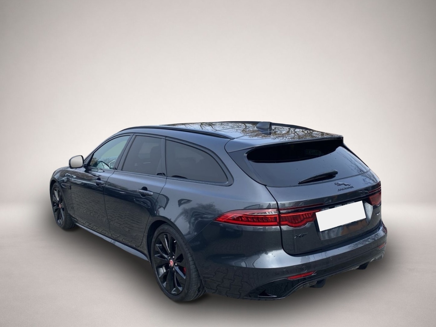 Fotografie 3 des Jaguar XF Sportbrake R-Dynamic AWD Dynamic Black