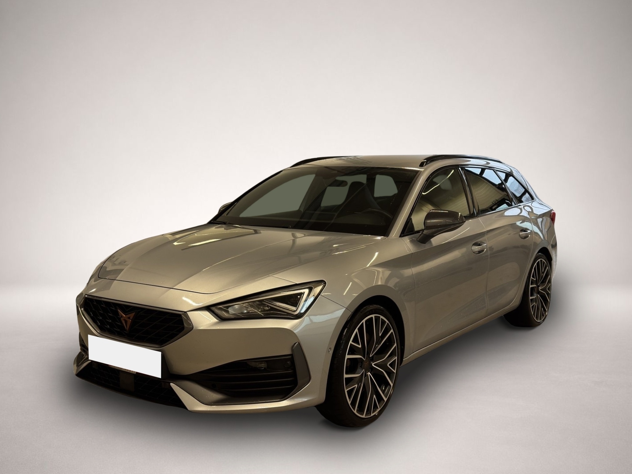Fotografie Cupra Leon SP 2.0 TSI DSG 4Drive VZ LED FULL-LINK 19 K