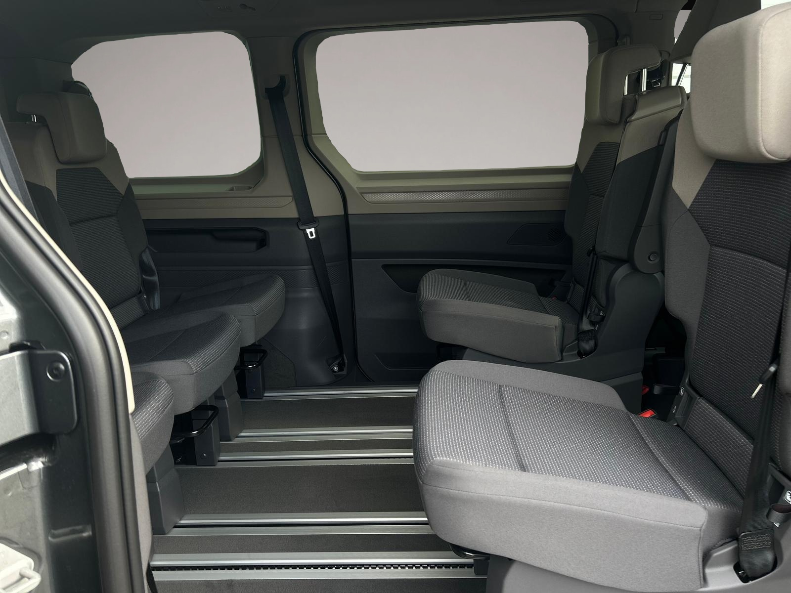Bild 4 Volkswagen T7 Multivan 2.0 TDI, DSG AHK*7 Sitz*NAVI*Android