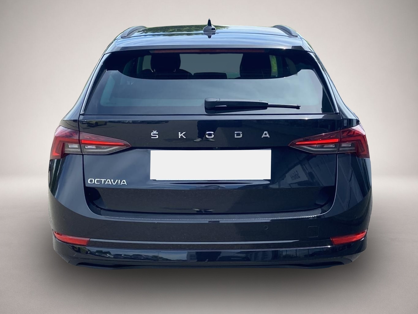 Bild 4 Skoda Octavia Combi 2.0 TDI DSG CLEVER 18"+EL.HECK+SMA