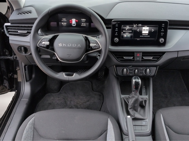 Bild 6 Skoda Scala Essence TSI*DSG AHK LED SHZ Tempo digCockp