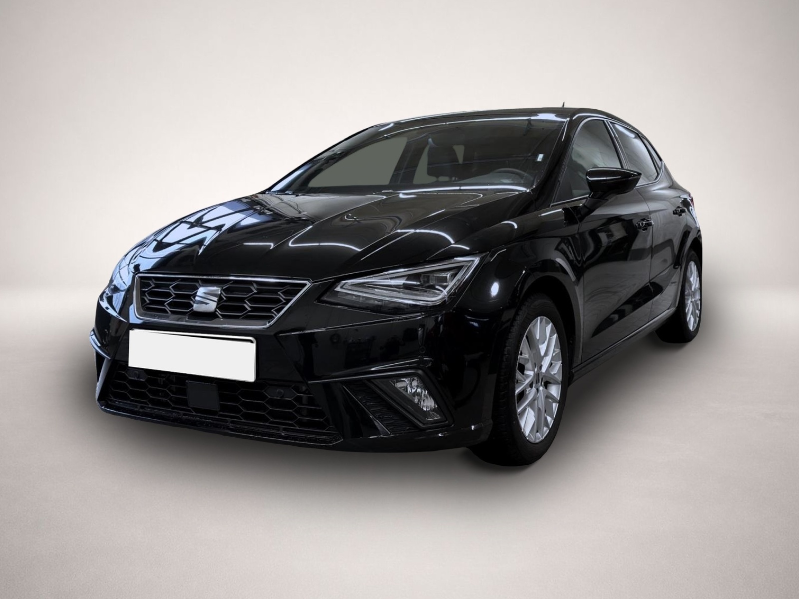 Fotografie 1 des Seat Ibiza 1.5 TSI DSG AB229EUR FR ALCANTARA NAVI REA