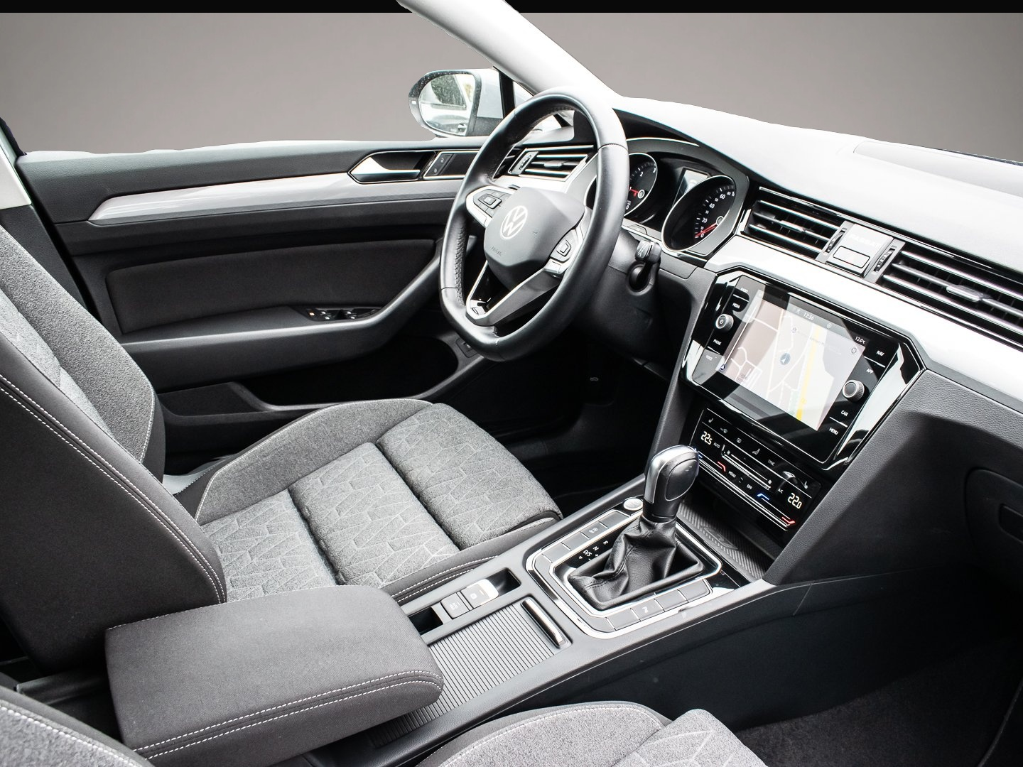Bild 6 Volkswagen Passat Variant 2.0 TDI DSG Business