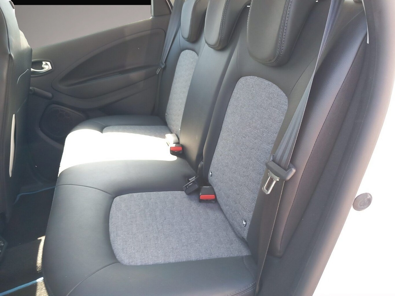 Fotografie 7 des Renault Zoe ZE50 R110 Experience Kauf-Bat. CCS LED Nav