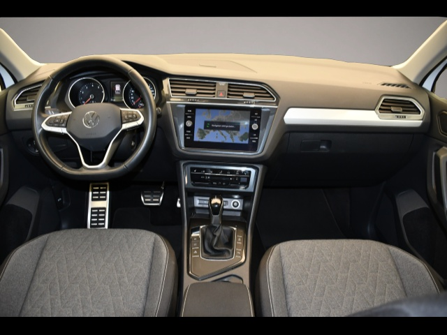 Bild 4 Volkswagen Tiguan 1.5 TSI DSG Move AHK/ACC/Rückkam