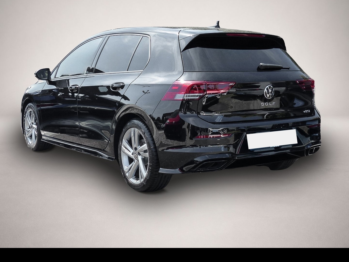 Fotografie 2 des Volkswagen Golf 1.5 eTSI DSG R-Line