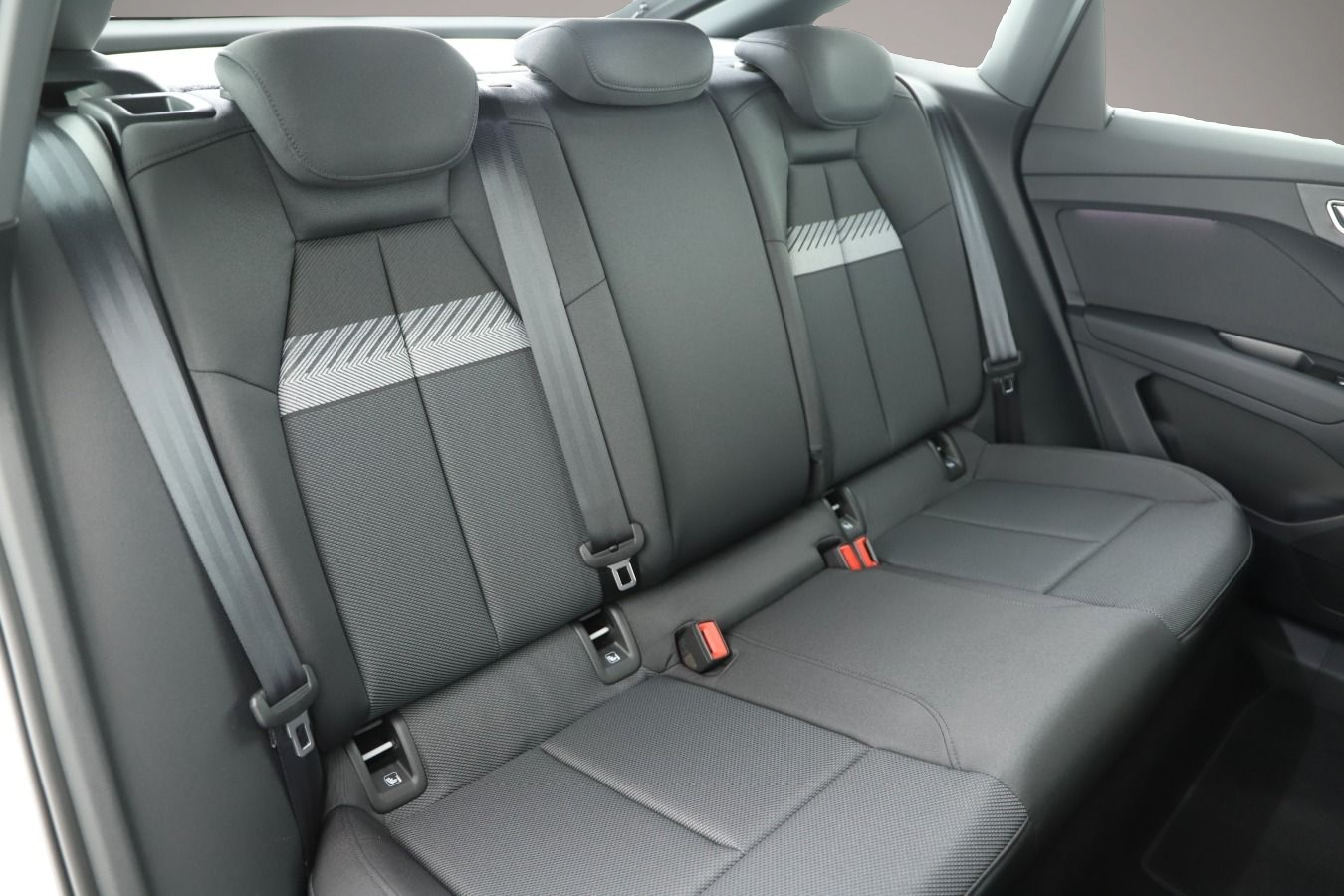 Bild 5 Audi e-tron Q4 Sportback e-tron 45 LED/ACC/360°/Navi/AHK