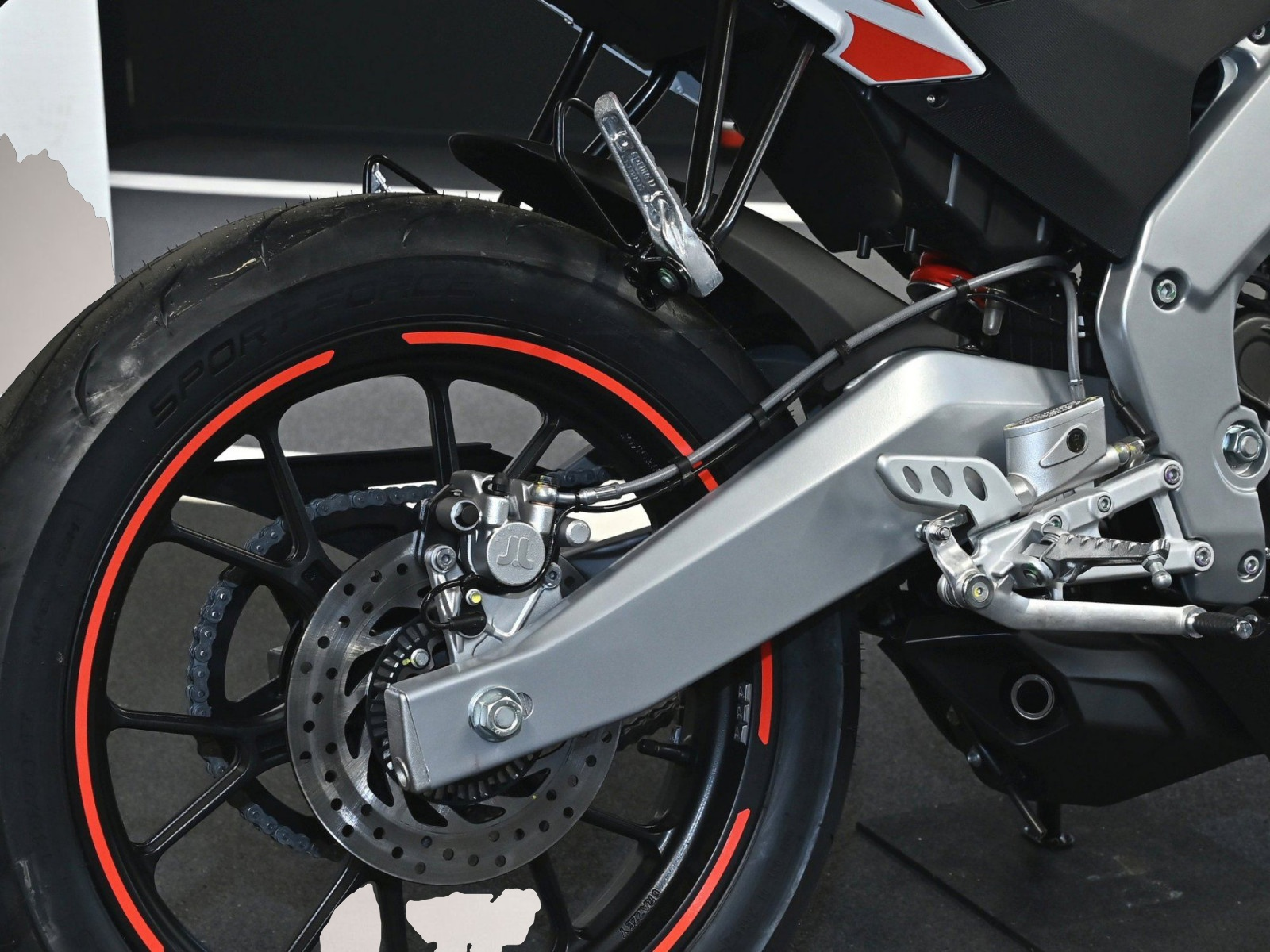 Bild 2 Aprilia Other RS