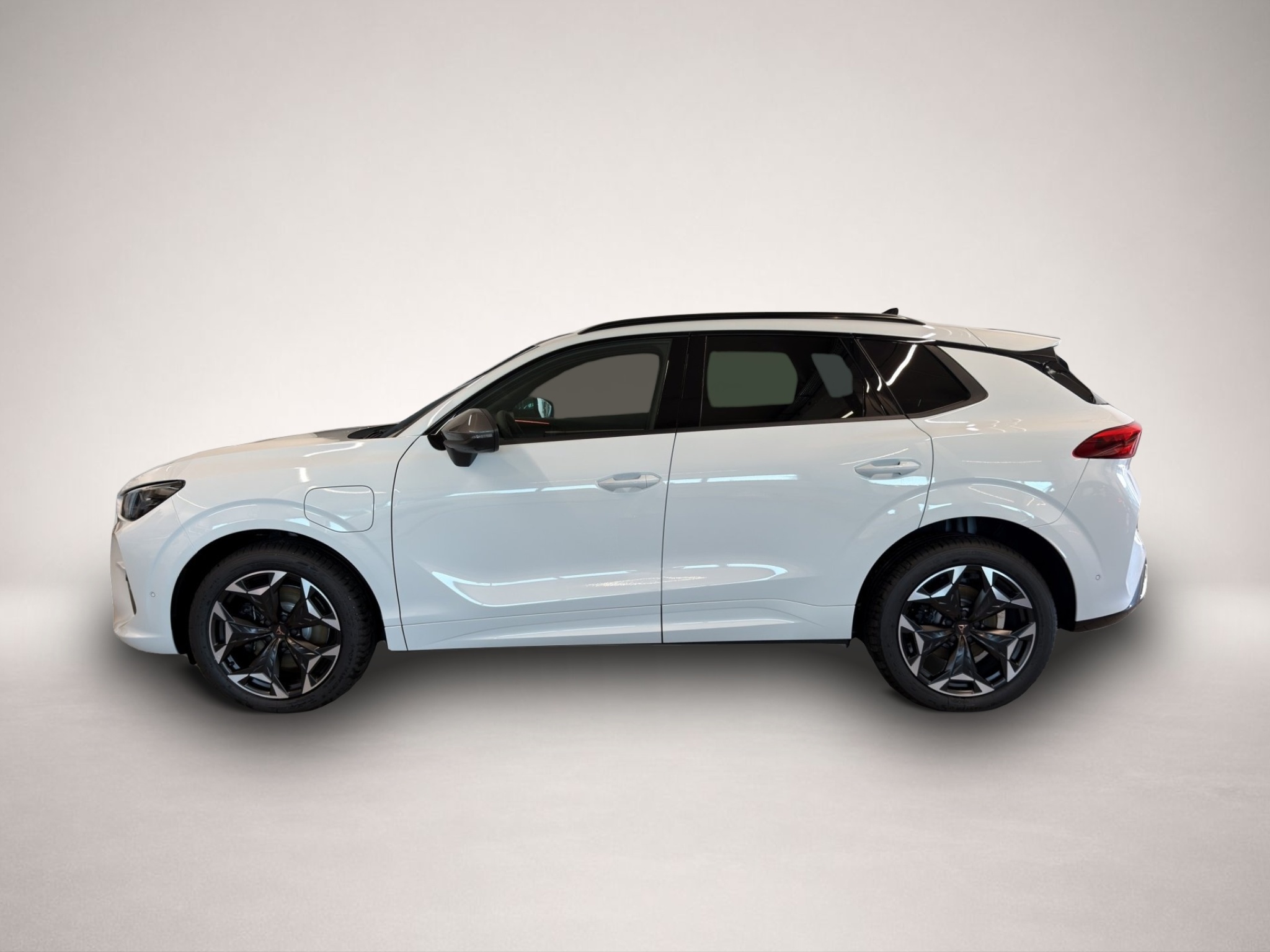 Bild 3 Cupra Terramar 1.5 e-Hybrid DSG VZ LED+NAVI+AHK+HUD+TO
