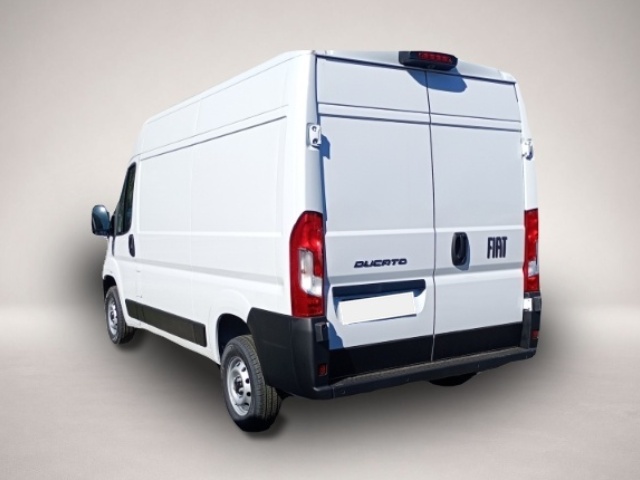 Bild 2 Fiat Other Ducato Kastenwagen 35 L2H2 140 Multijet *Rückfah