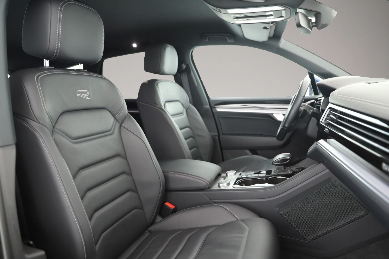 Fotografie 6 des Volkswagen Touareg 3.0 TDI 4M Tip R-Line IQ.Light/ACC/360°/