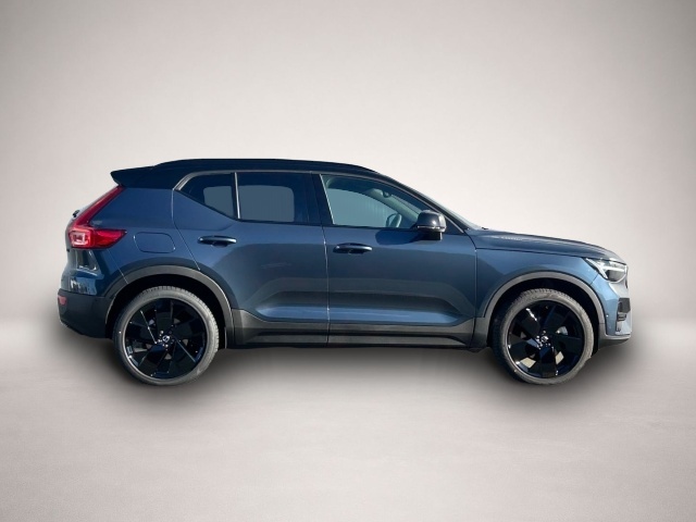 Bild 2 Volvo XC40 B3 Plus Black Edition 2WD 360°/ACC/BLIS