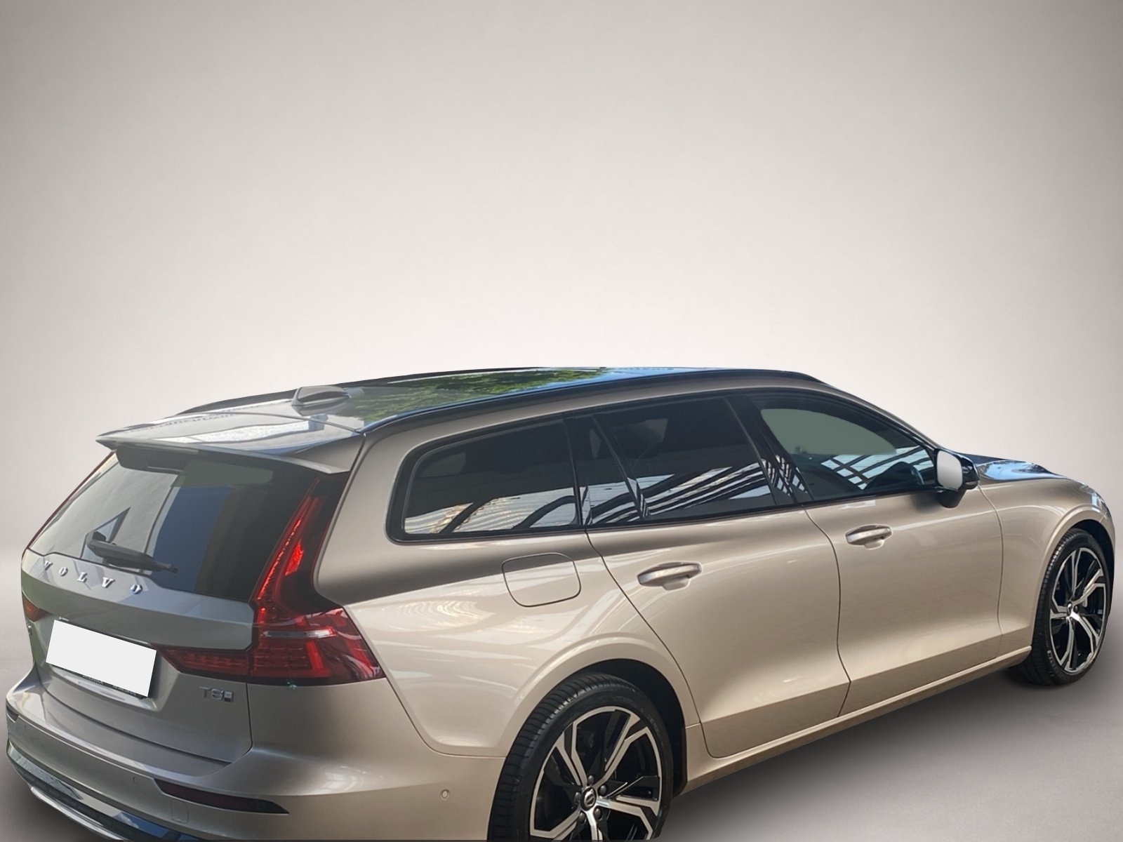 Bild 5 Volvo V60 Kombi T8 Ultra Dark Recharge WiPa*LED*Navi*