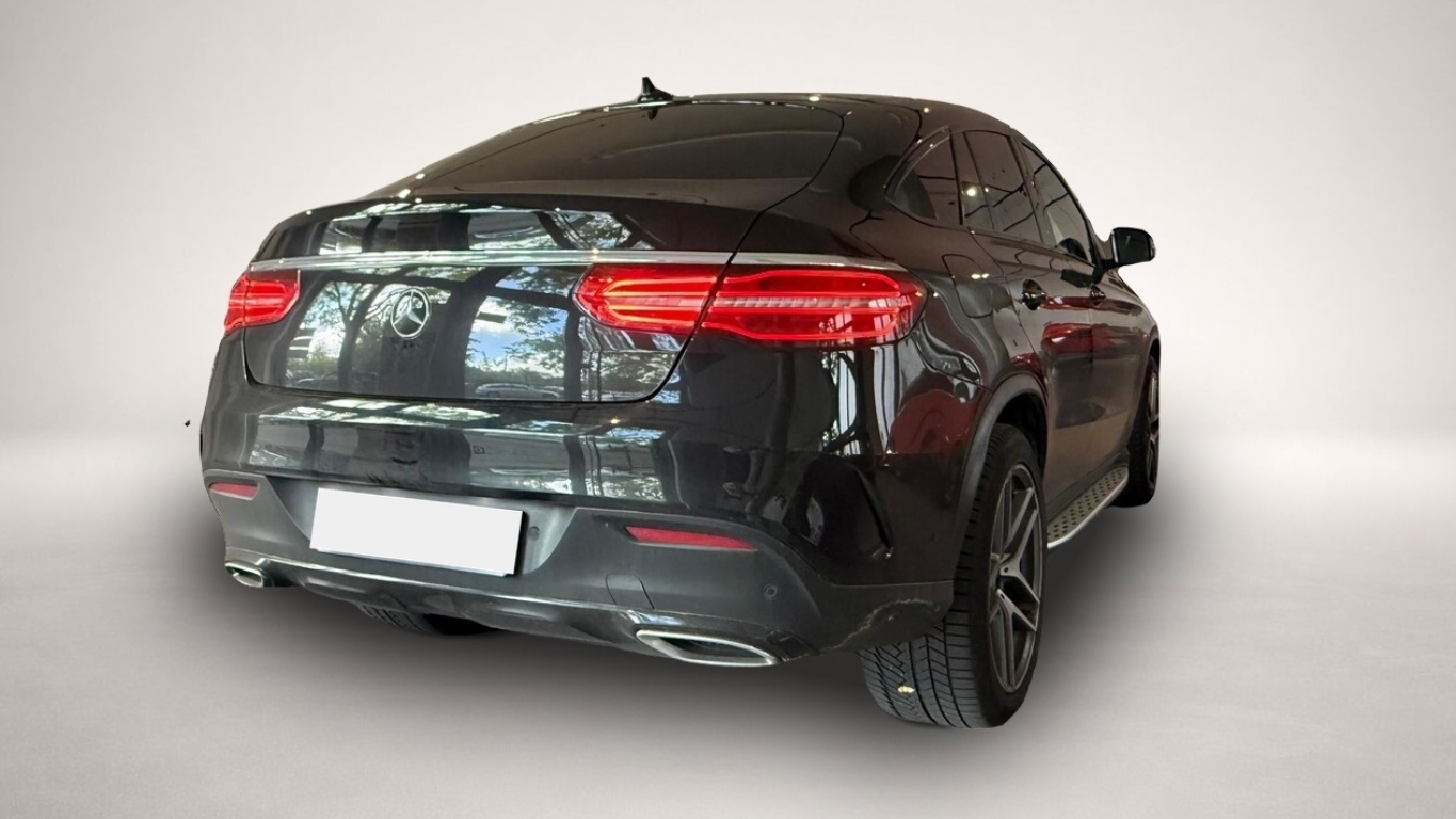 Fotografie 3 des Mercedes-Benz GLE 350 d 4Matic AMG Line Pano Nappa Harman 21Z