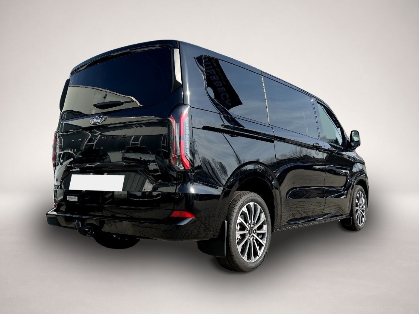 Bild 4 Ford Tourneo Custom L1 2.0 EcoBlue 320 Titanium X AHK