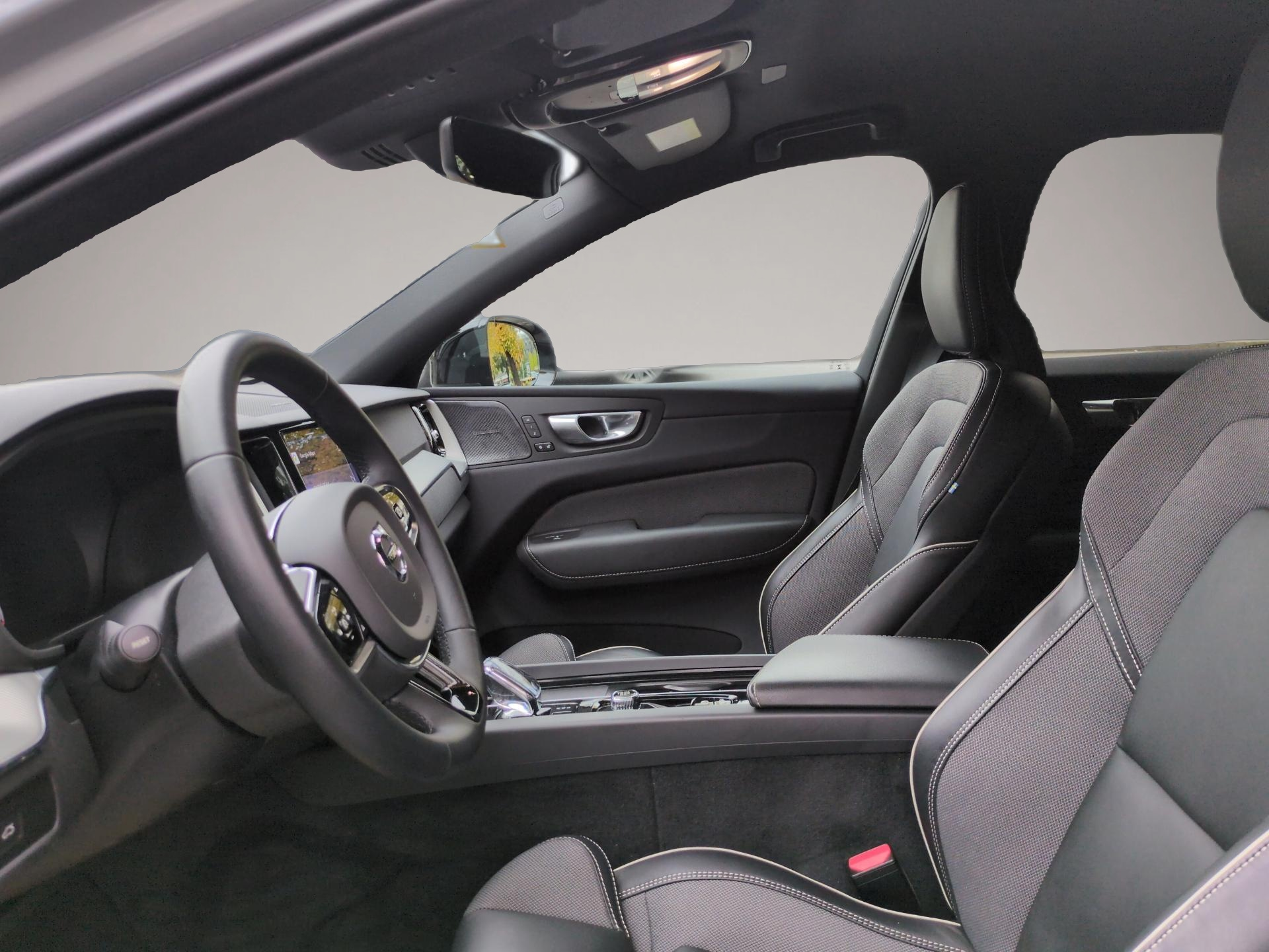 Bild 6 Volvo XC60 XC 60 Plus Dark 2WD