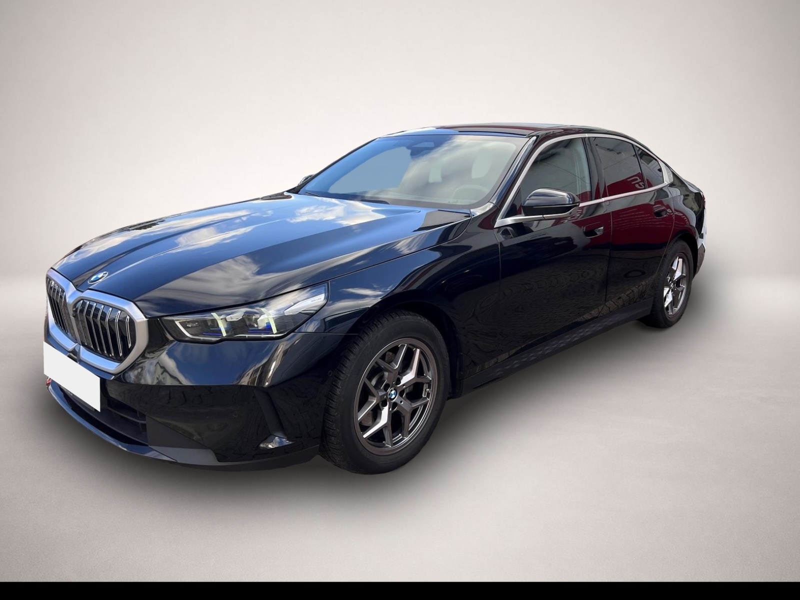 Fotografie BMW 520 520d Limousine HUD H&K Sitzebel. SHZ 360° Navi
