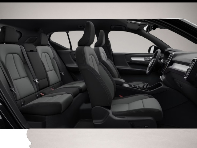 Bild 7 Volvo XC40 B3 Benzin Plus Black Edition Surround View
