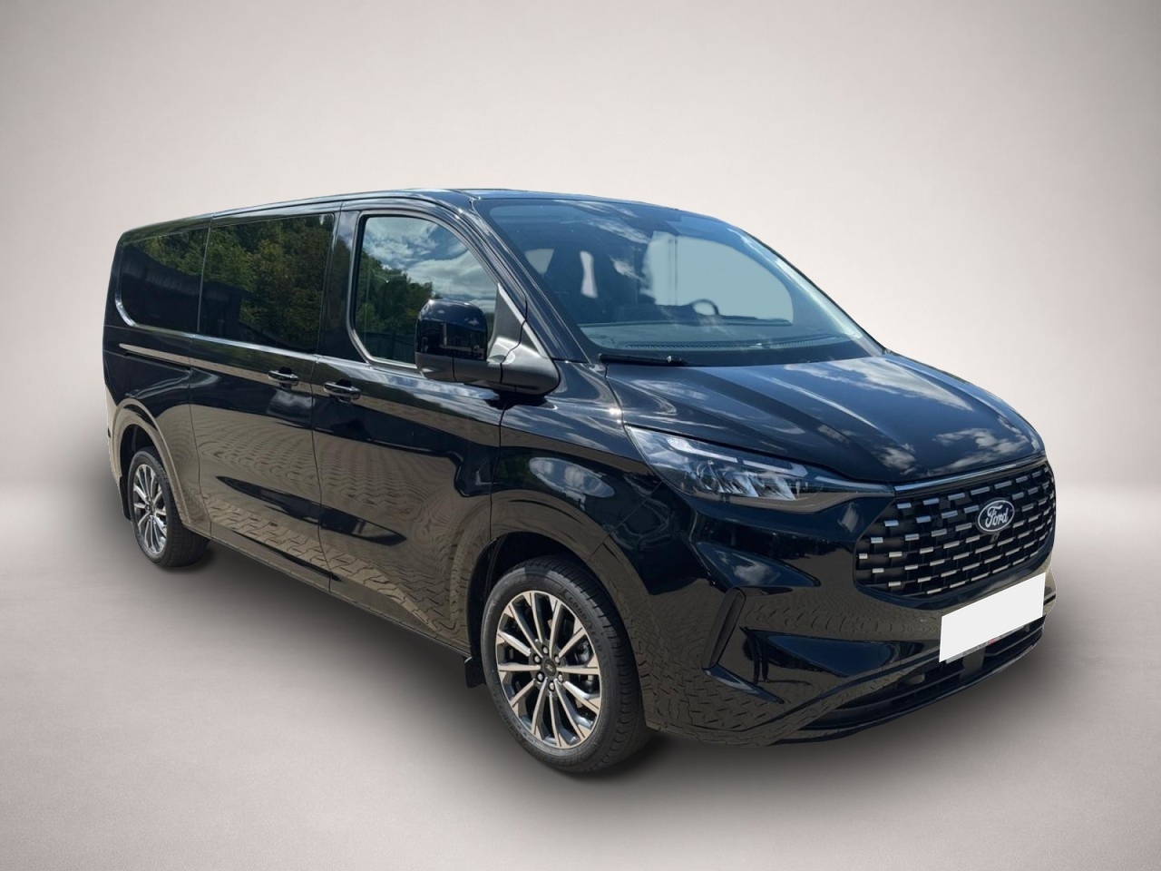 Bild 2 Ford Tourneo Custom Titanium X 170PS Automatic L2 AHK