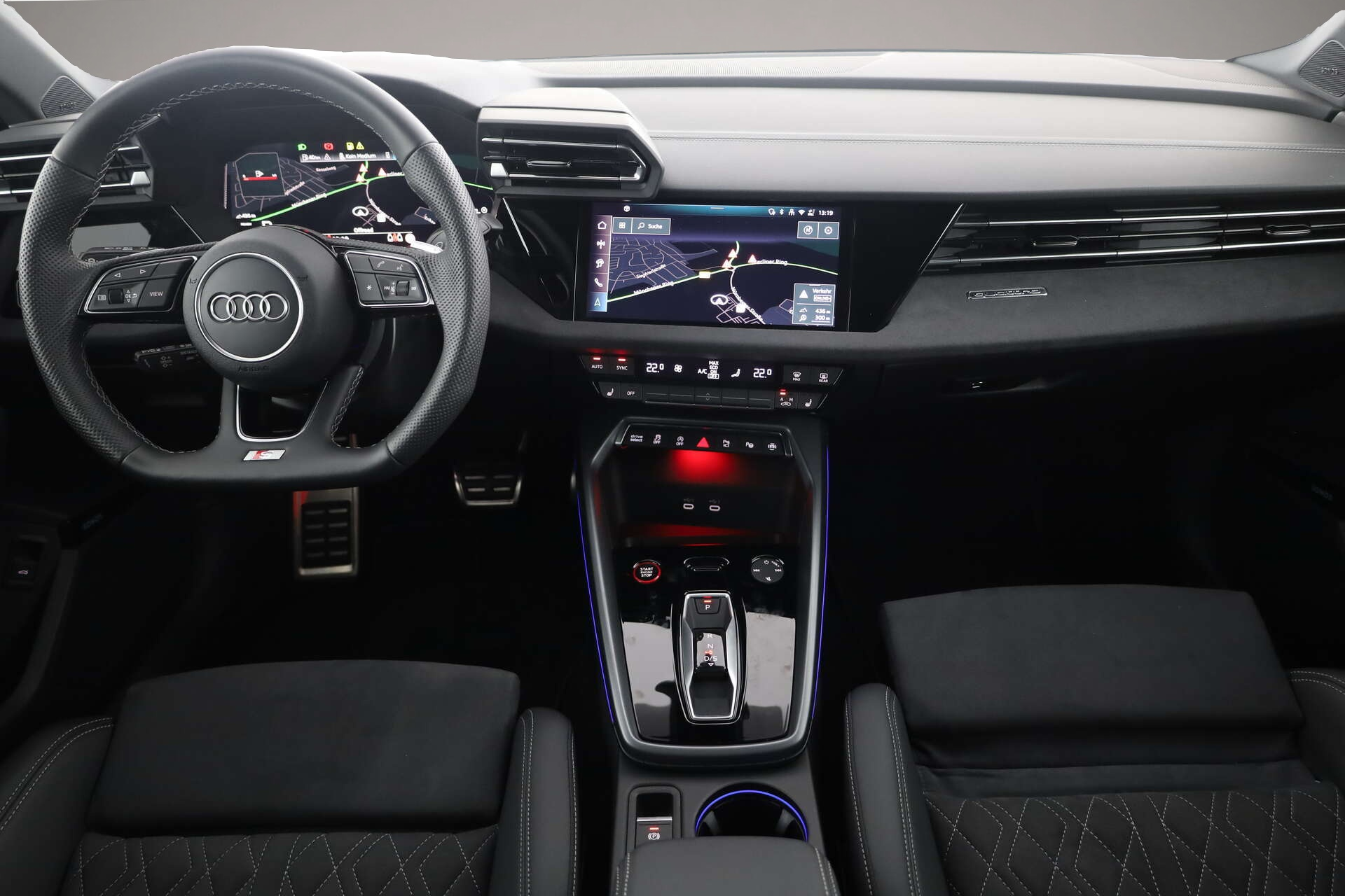Bild 6 Audi quattro S3 Limousine TFSI quattro