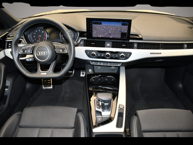 Bild 4 Audi quattro A4 Avant 45 TFSI quattro S-tronic S line Rückfah
