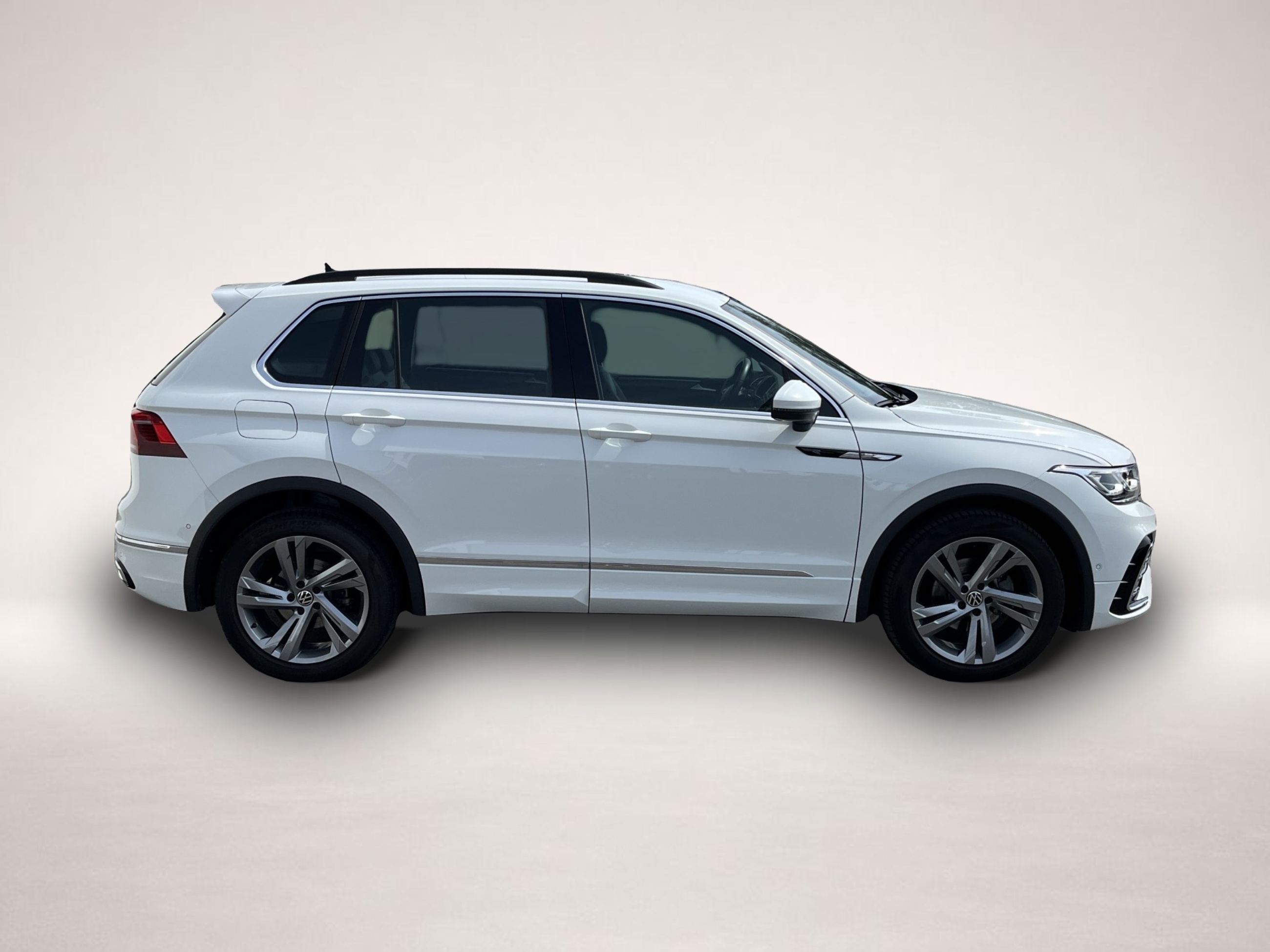 Bild 5 Volkswagen Tiguan 1.5 TSI DSG R-Line Navi TravelAssist LED