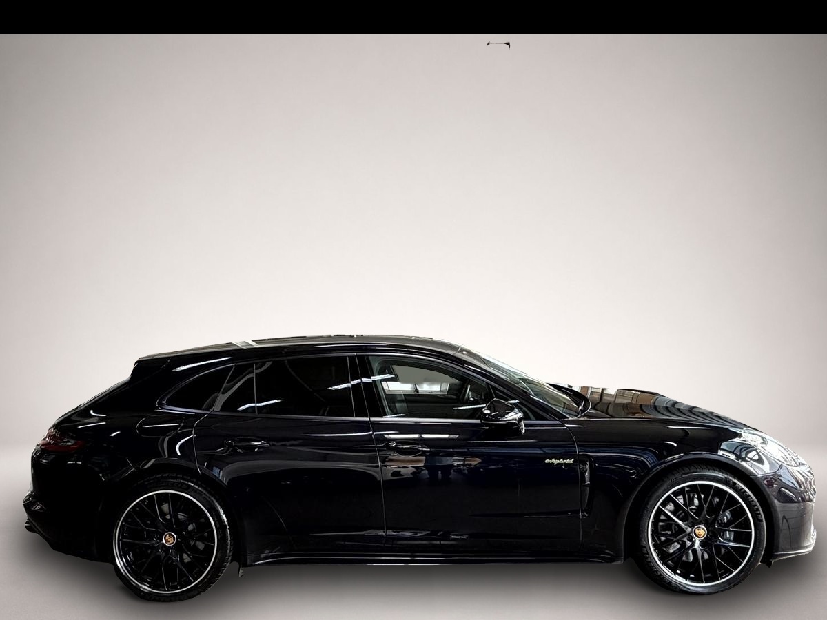 Bild 4 Porsche Panamera 4 E-Hybrid Sport Turismo LED Chrono ACC