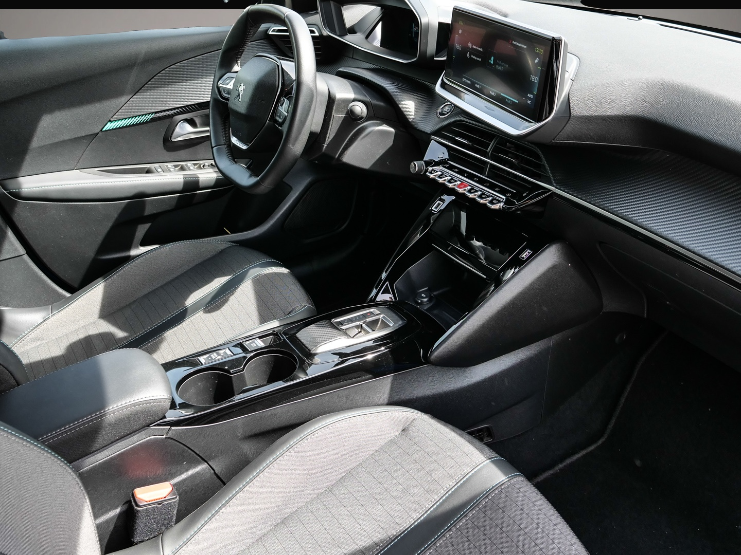 Bild 5 Peugeot 208 e- Allure Pack Navi Digitales Cockpit LED Ap